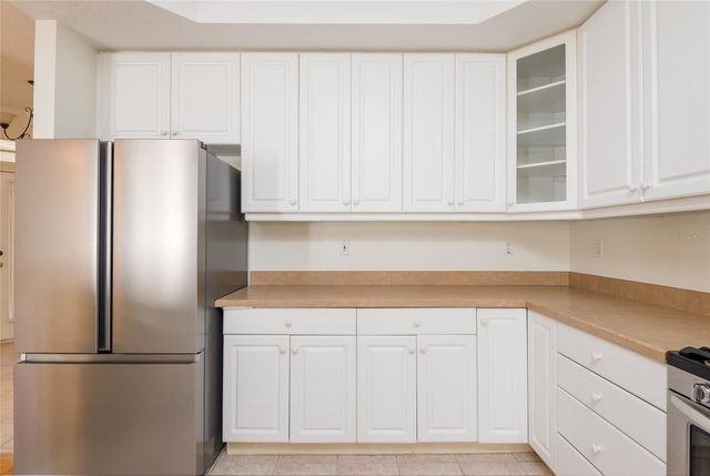 2876 BAYSHORE TRAILS DRIVE, Tampa, FL 33611