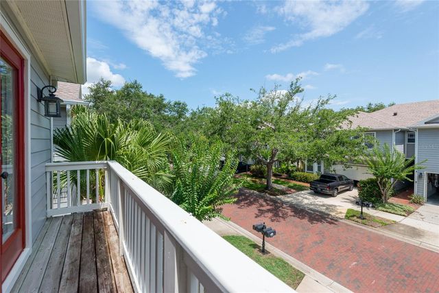 2876 BAYSHORE TRAILS DRIVE, Tampa, FL 33611