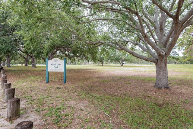 2876 BAYSHORE TRAILS DRIVE, Tampa, FL 33611