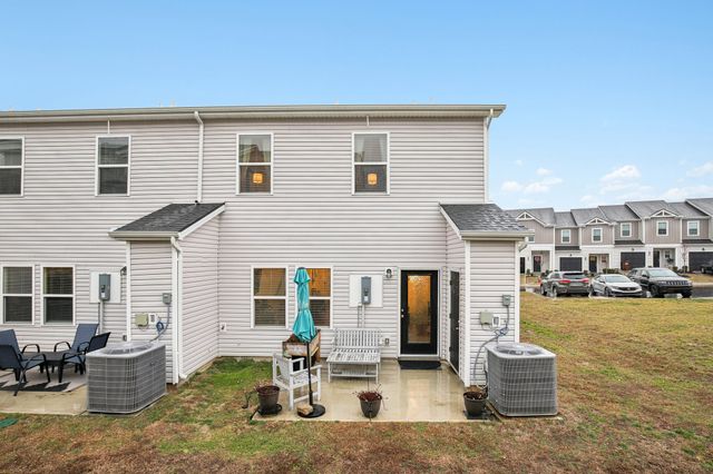 4657 Ridge Bend Dr, Nashville, TN 37207