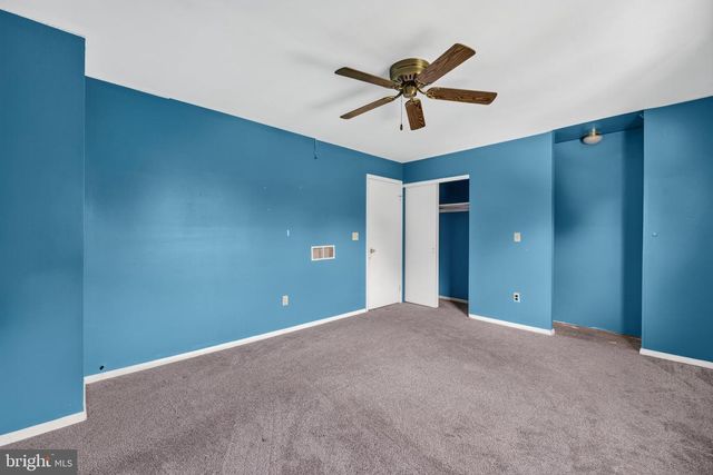 5030 ARNEY RD, Harrisburg, PA 17111