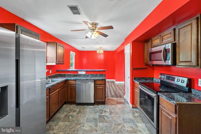 5030 ARNEY RD, Harrisburg, PA 17111