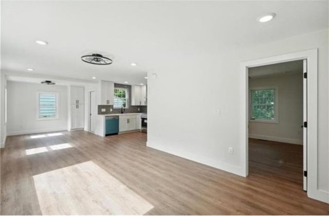 1227 Kenilworth SW Drive, Atlanta, GA 30310