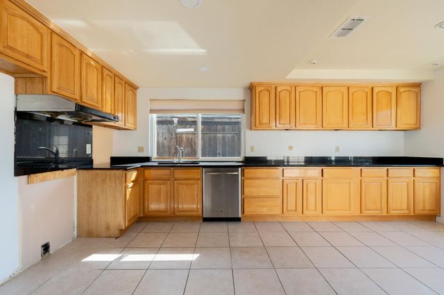 6861 Rancho Adobe Dr, Sacramento, CA 95828