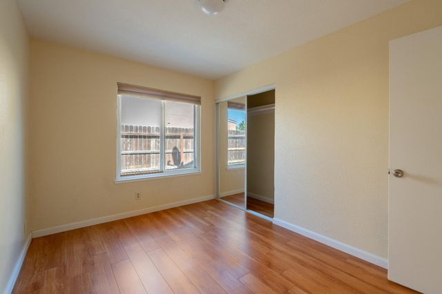 6861 Rancho Adobe Dr, Sacramento, CA 95828