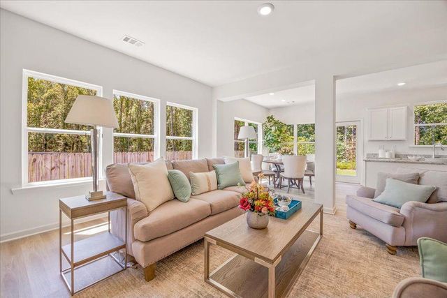 2551 RIVERSIDE Road, Conyers, GA 30013