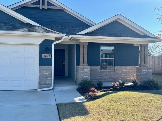 3104 Mt Nebo Drive, Yukon, OK 73099