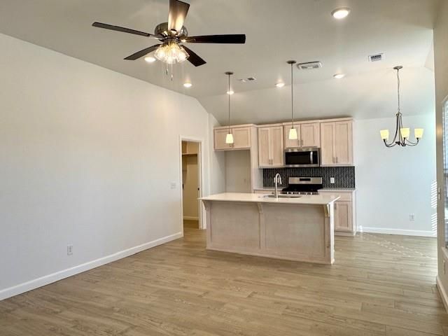 3104 Mt Nebo Drive, Yukon, OK 73099