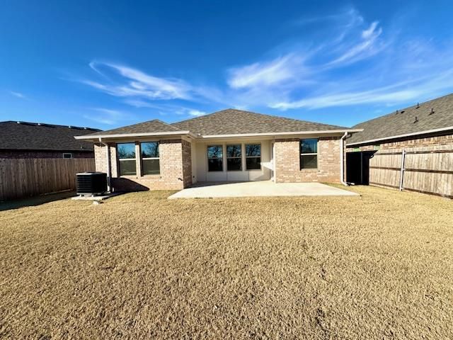 3104 Mt Nebo Drive, Yukon, OK 73099