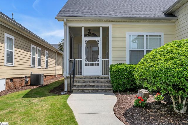 27 Pine Island Drive, Simpsonville, SC 29681