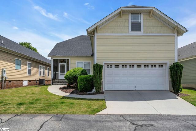 27 Pine Island Drive, Simpsonville, SC 29681
