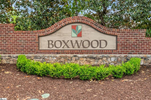 27 Pine Island Drive, Simpsonville, SC 29681