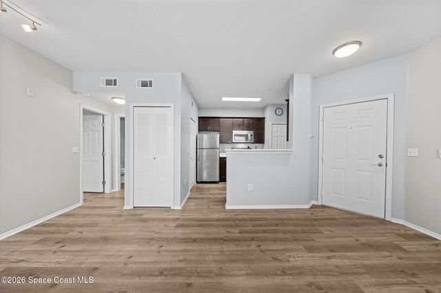 5693 Star Rush Drive 304, Melbourne, FL 32940
