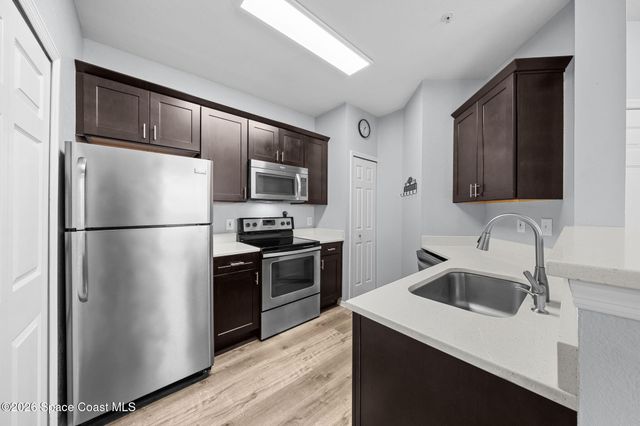 5693 Star Rush Drive 304, Melbourne, FL 32940