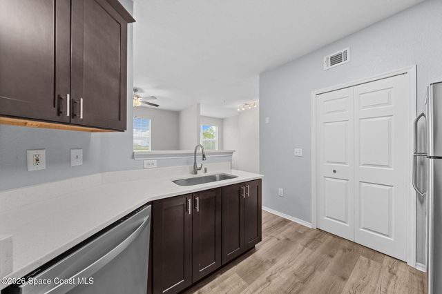 5693 Star Rush Drive 304, Melbourne, FL 32940