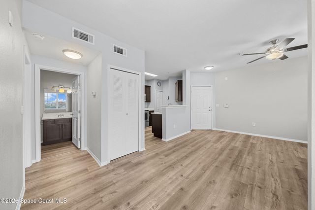 5693 Star Rush Drive 304, Melbourne, FL 32940