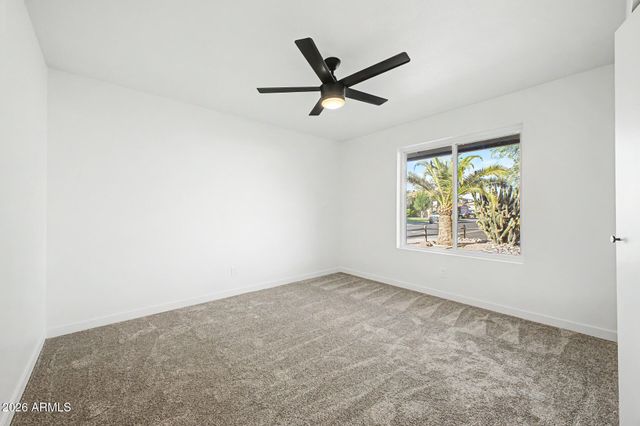 202 S KENNETH Place, Chandler, AZ 85226