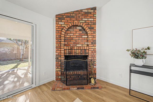 202 S KENNETH Place, Chandler, AZ 85226