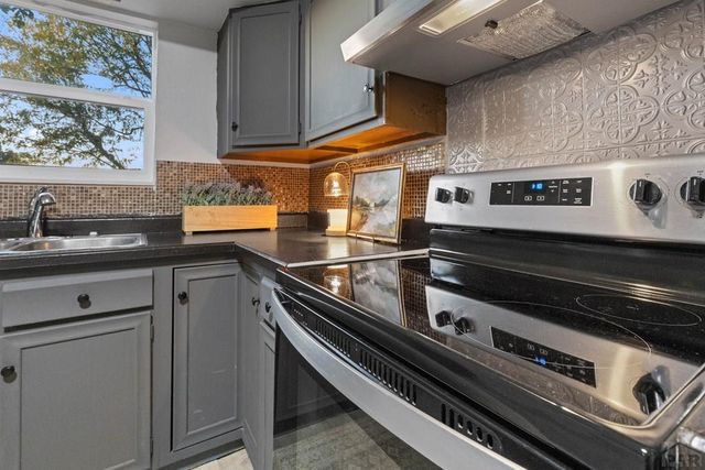 4309 Blueflax Dr, Pueblo, CO 81001