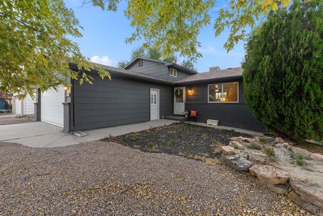 4309 Blueflax Dr, Pueblo, CO 81001