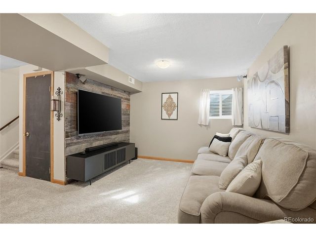 12549 Mckenzie Ct, Broomfield, CO 80020