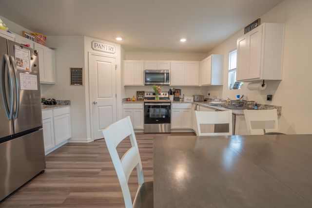 10222 W Rolling Meadows Drive, Westville, IN 46391