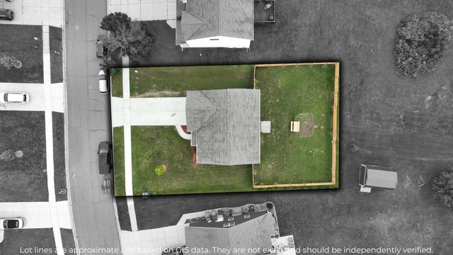 10222 W Rolling Meadows Drive, Westville, IN 46391