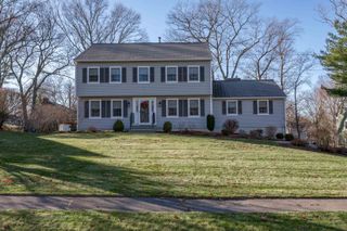 61 Spindlewick Drive, Nashua, NH 03062