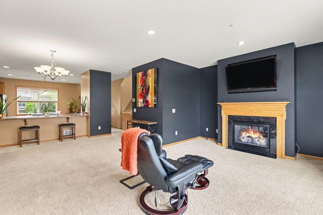11743 Emery Village Drive N, Champlin, MN 55316