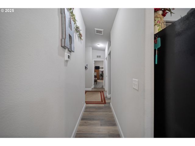 90807 N BANK Ln, Coquille, OR 97423