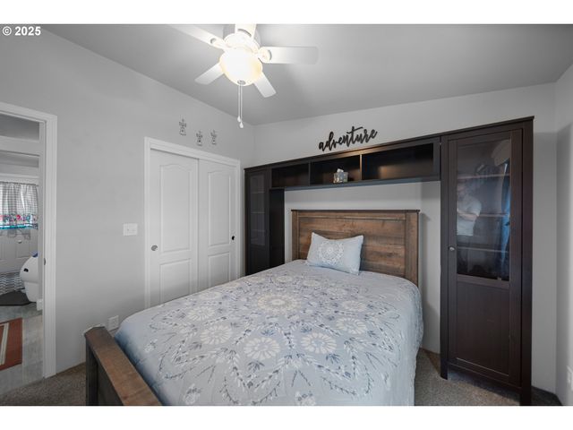 90807 N BANK Ln, Coquille, OR 97423