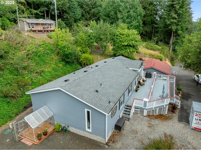 90807 N BANK Ln, Coquille, OR 97423