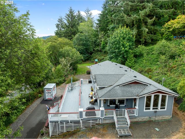 90807 N BANK Ln, Coquille, OR 97423