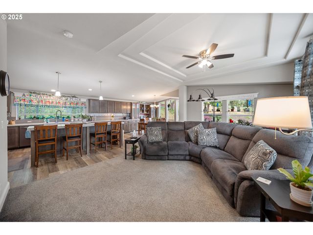 90807 N BANK Ln, Coquille, OR 97423