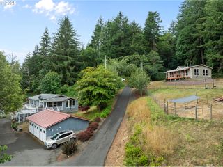 90807 N BANK Ln, Coquille, OR 97423