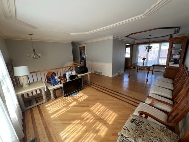 404 Galahad Road, Bolingbrook, IL 60440