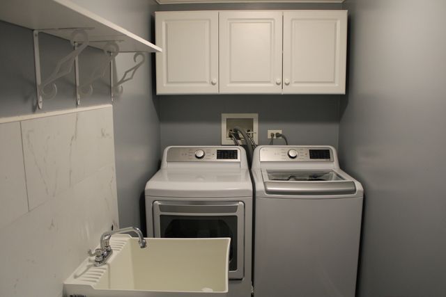 404 Galahad Road, Bolingbrook, IL 60440