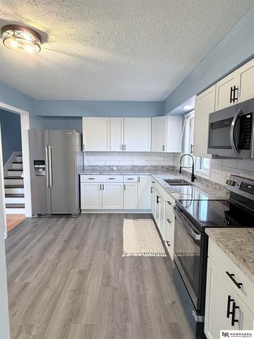 6501 S 43rd Street, Omaha, NE 68107
