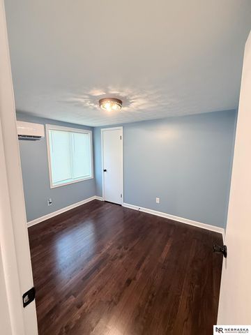 6501 S 43rd Street, Omaha, NE 68107