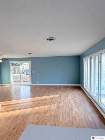 6501 S 43rd Street, Omaha, NE 68107