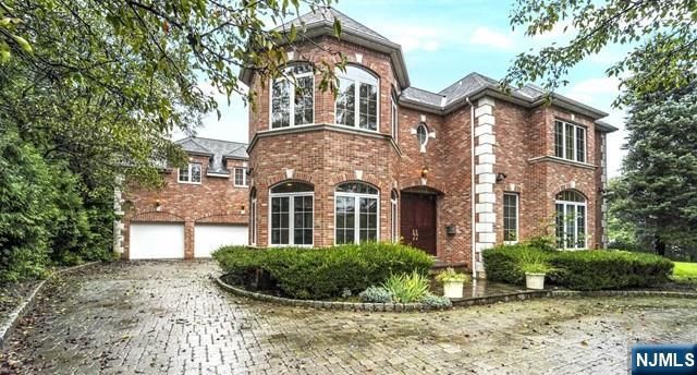 1 Euclid Road, Fort Lee, NJ 07024