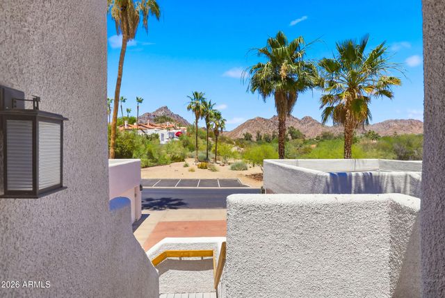 2947 E ROSE Lane, Phoenix, AZ 85016