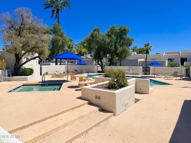 2947 E ROSE Lane, Phoenix, AZ 85016