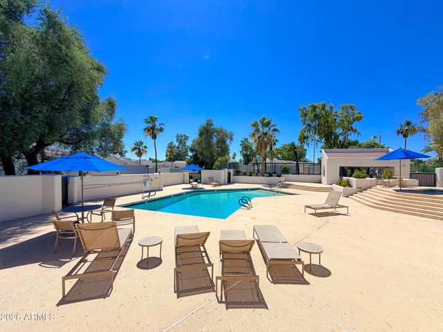 2947 E ROSE Lane, Phoenix, AZ 85016