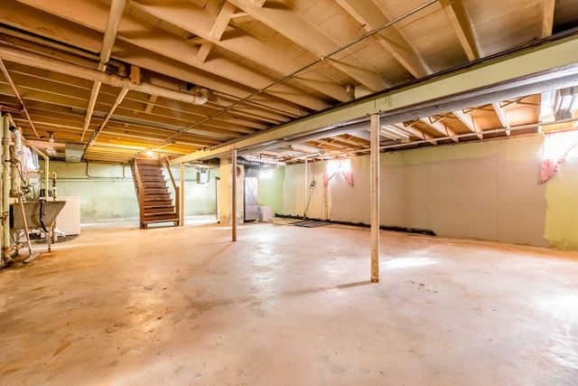 7304 W 59th Street, Summit, IL 60501