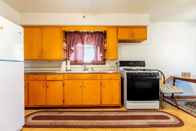 7304 W 59th Street, Summit, IL 60501