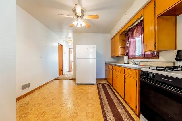7304 W 59th Street, Summit, IL 60501