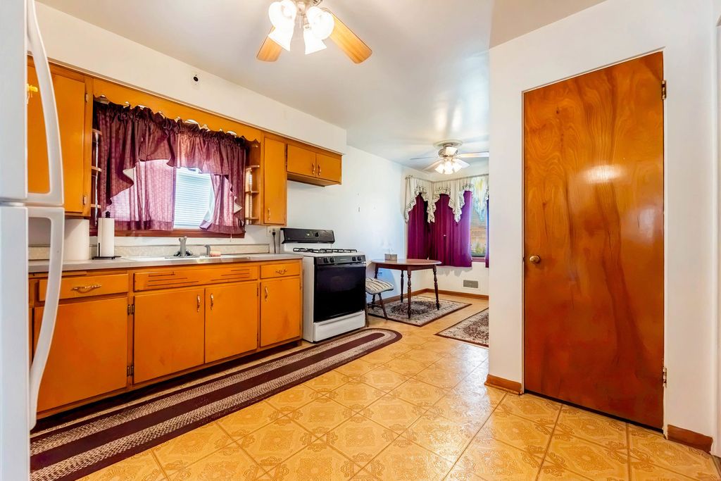 7304 W 59th Street, Summit, IL 60501 — photo 4