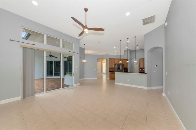 14711 2ND AVENUE CIRCLE NE, Bradenton, FL 34212