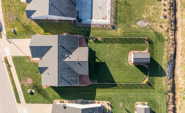 208 W Stellar Way, Huntingburg, IN 47542